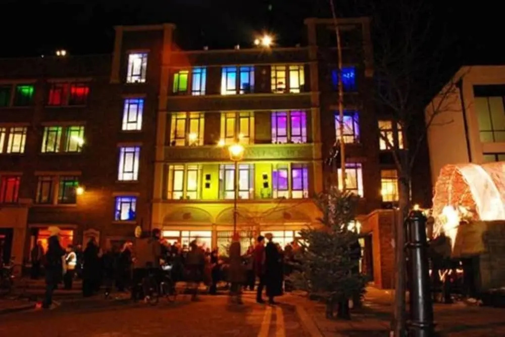 Aylie's Awesome 2 Bed Flat in Dalston