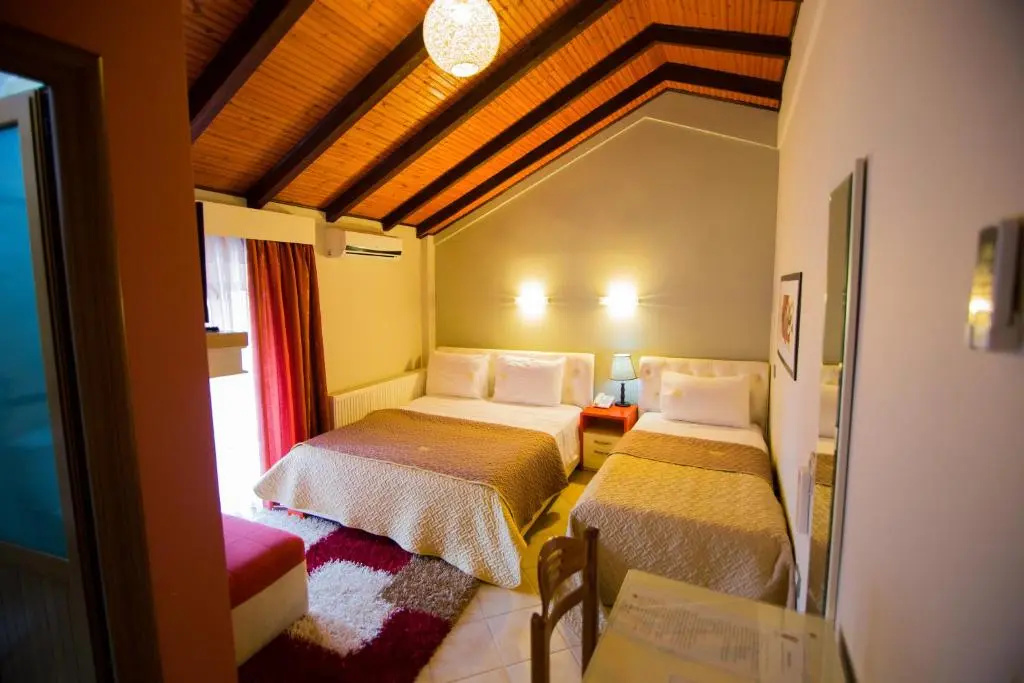 Hotel Dea 2002 - Chambres