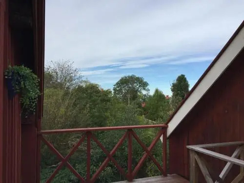 Balcony & Terrace