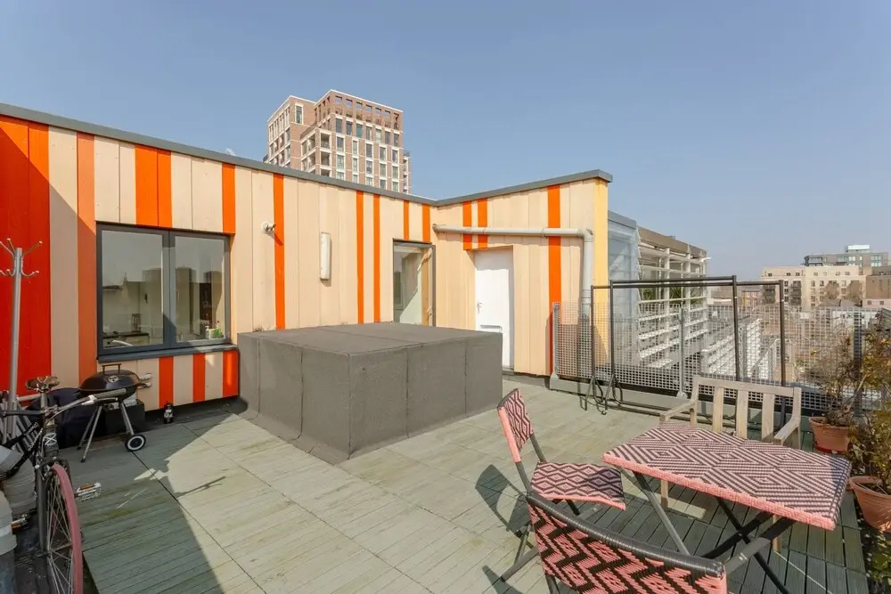 Modern 2 Bedroom Flat in Elephant & Castle