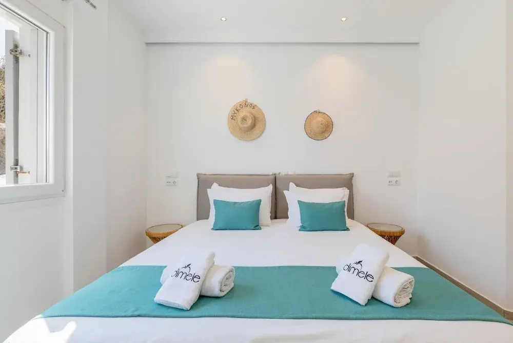 1 Bedroom Deluxe Double room (full double bed)