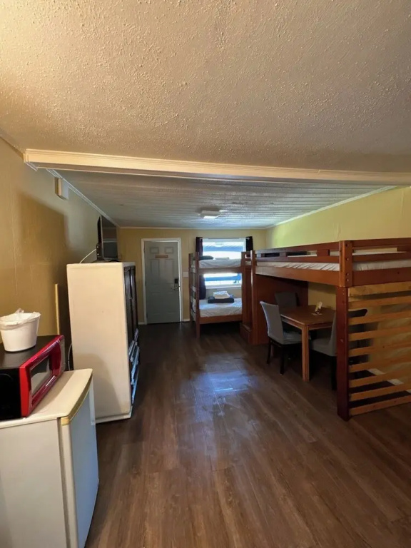 Standard Single Family room