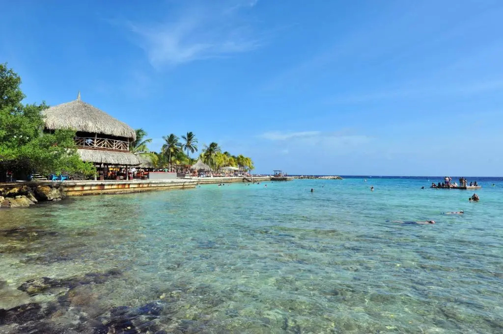 Beach & Waterfront