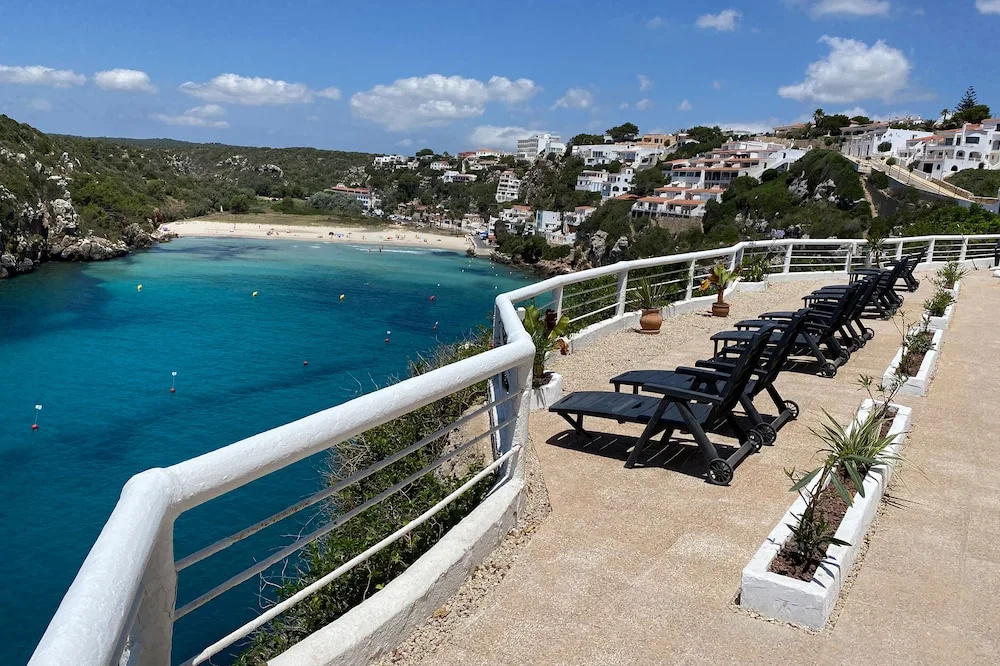 Beach & Waterfront