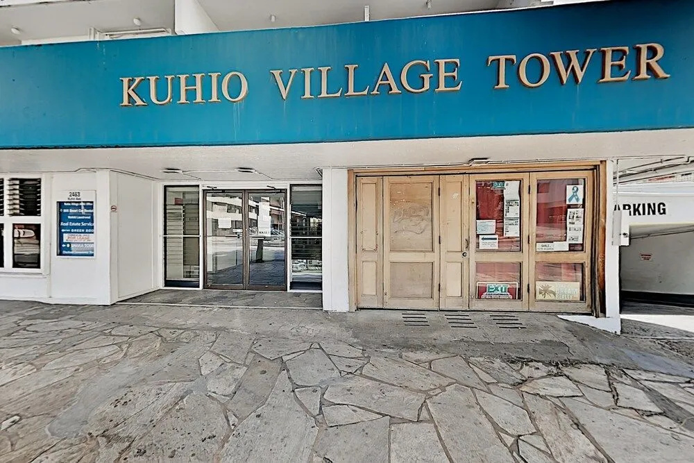 Kuhio Village 904a Condo by Redawning