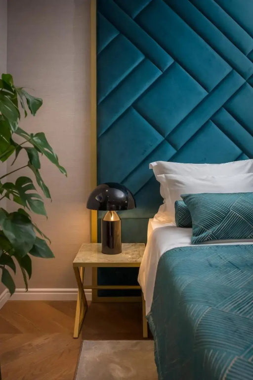 Standard Double room with balcony (full double bed)