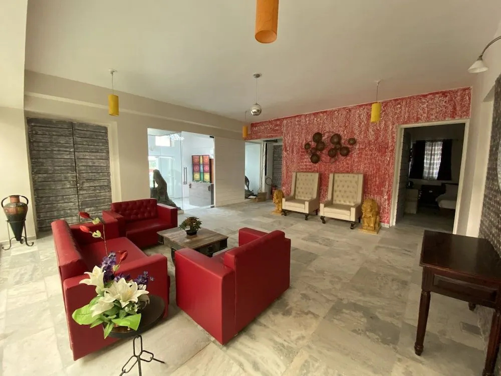 Casa Blanca Resort