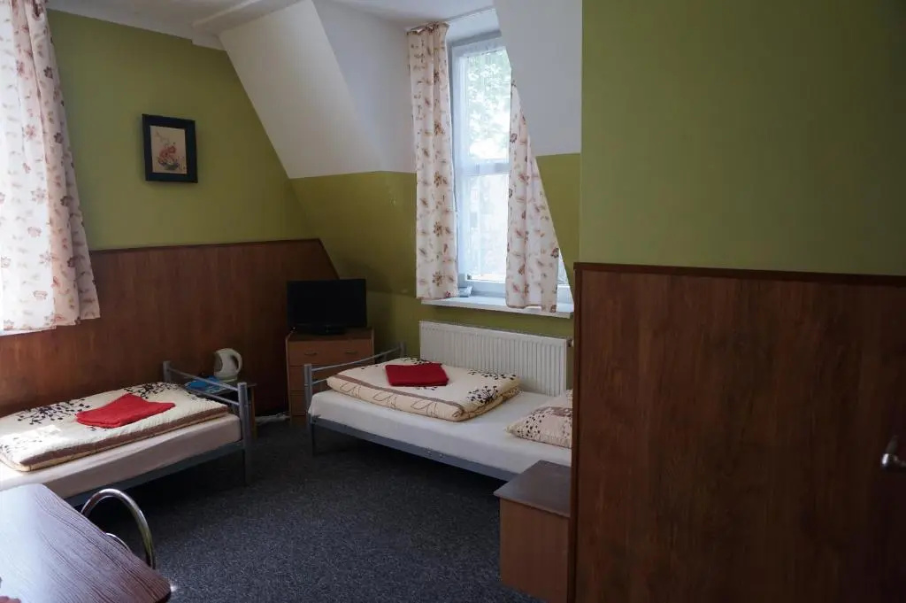 Standard Double room (twin beds)