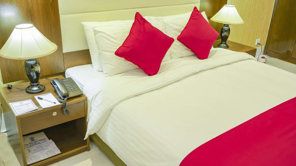 Deluxe Single room