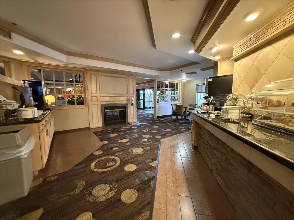 Hotel photo 25