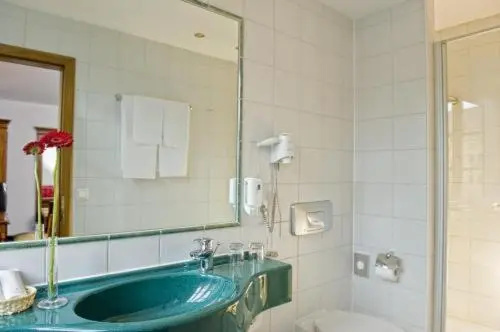 Hotel Königin Olga - Chambres