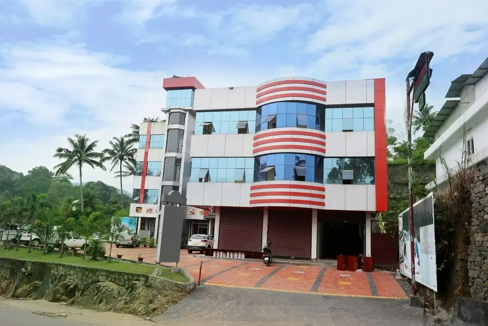 Oyo 23318 West Gate Inn & Suites