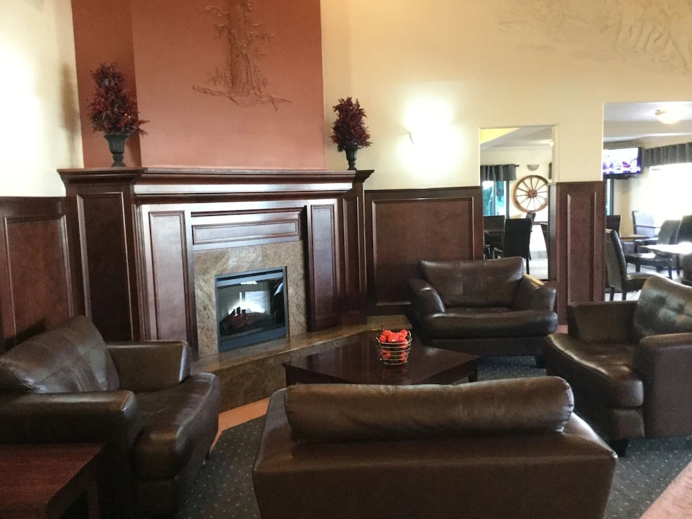Lobby & Reception