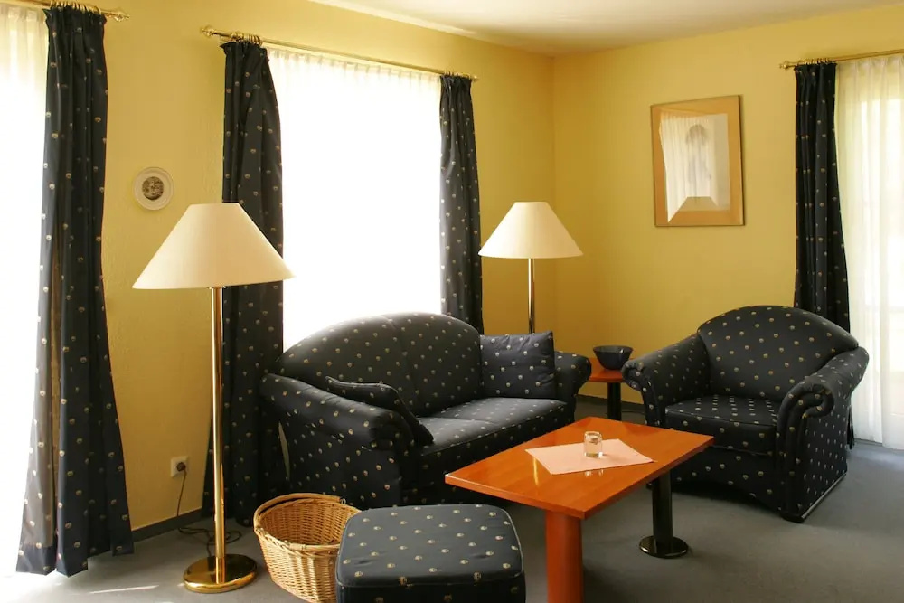Quadruple Suite