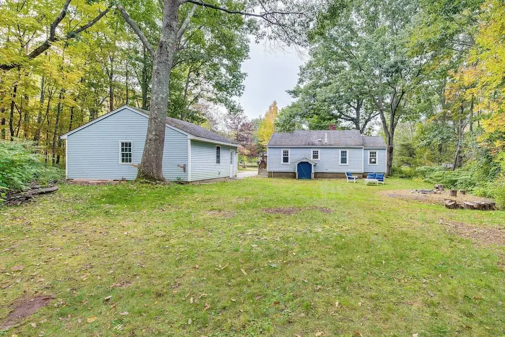 Near Beach: Coastal Maine Getaway w/ Yard