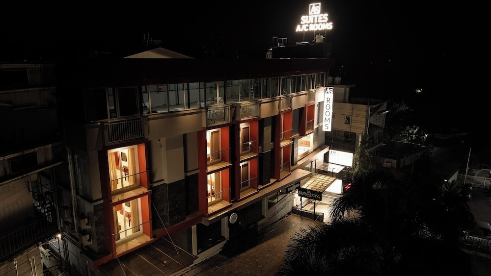 AS Suites