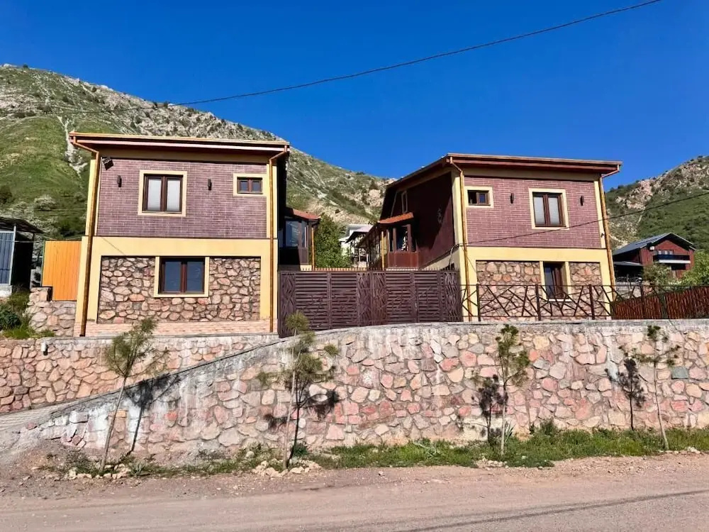 Guest House Mountine Paradise