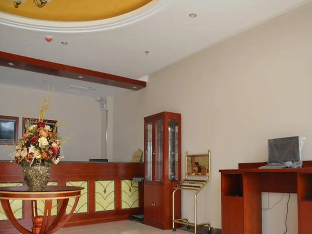 Lobby & Reception