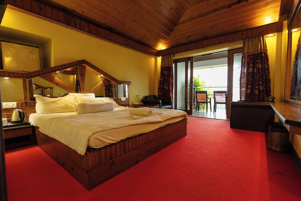Standard Double room beachfront (full double bed)