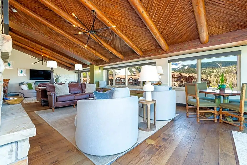 Standard Penthouse room