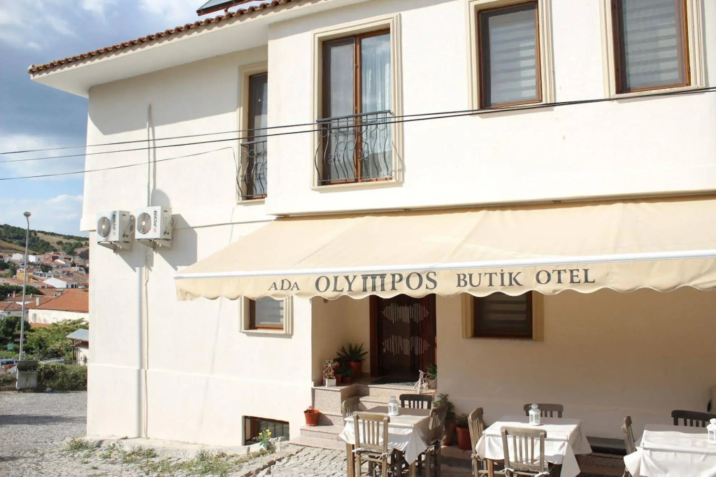 Ada Olympos Hotel