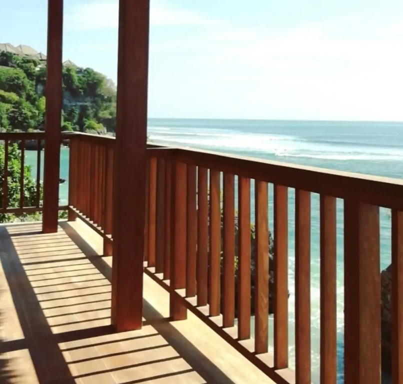 Bingin Beach House