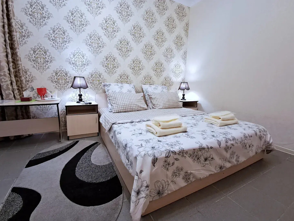 Standard Double room (full double bed)