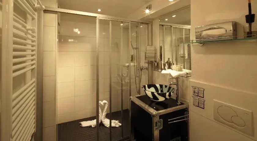 Hotel photo 8