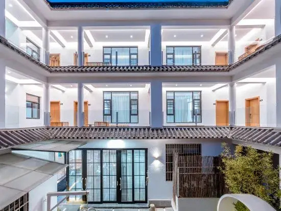 Boyu Boutique Homestay (Dali Ancient City South Gate Branch)