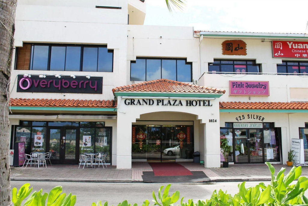 Grand Plaza Hotel