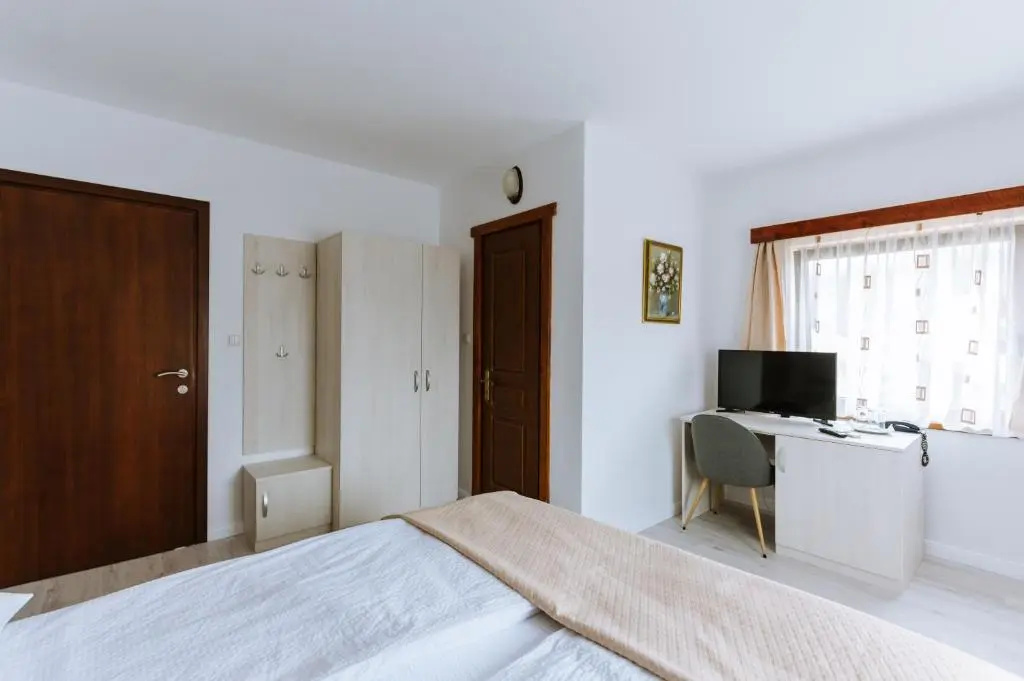 Juliu's Panzio Csikszereda - Chambres