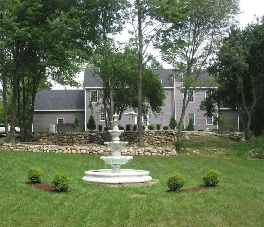Silver Service Inn - Général