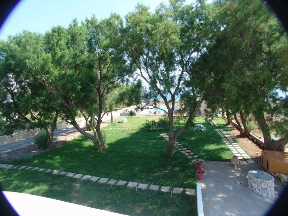 Anavaloussa Apartments