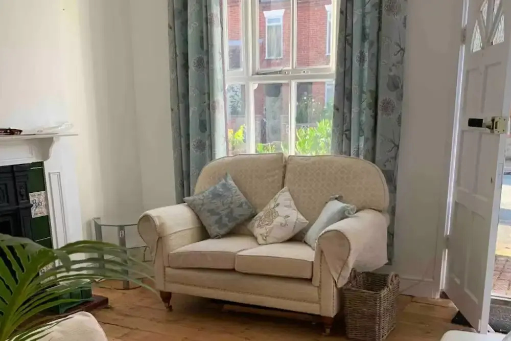 3 Bed Victorian Home in Norwich Sleeps 6 - 8