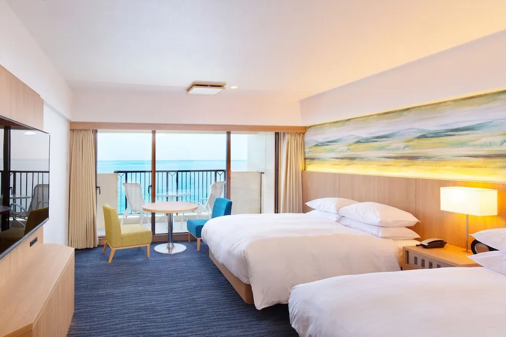 Superior Quadruple room with ocean view