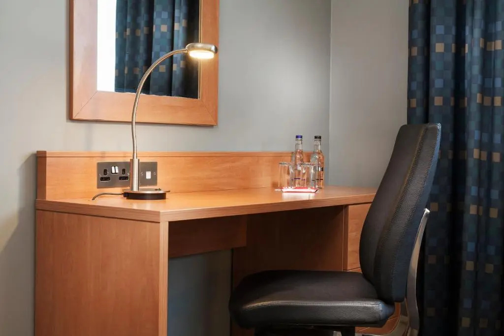 Executive Double room (full double bed)