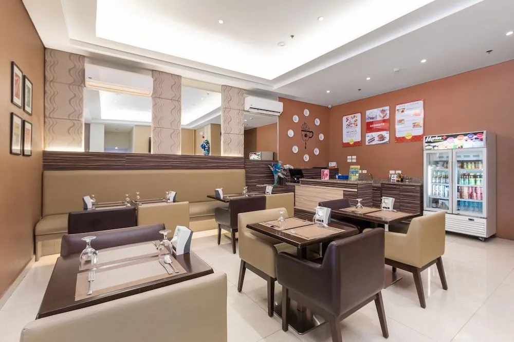 Hotel photo 12