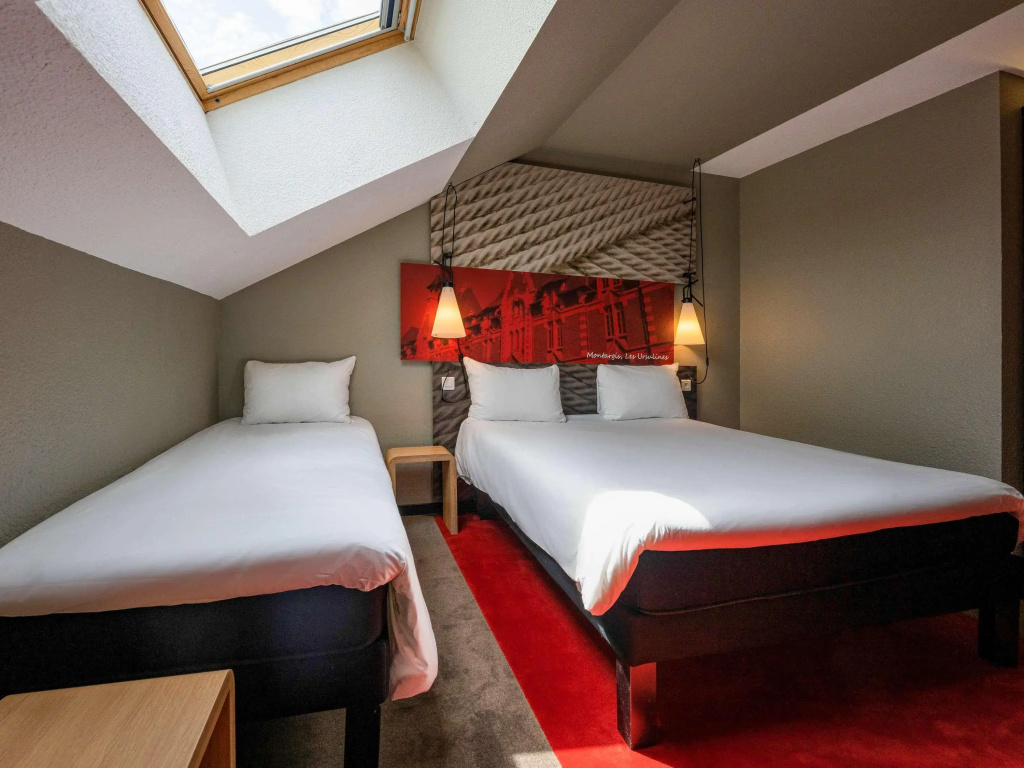 Voir la photo 2 — ibis Montargis