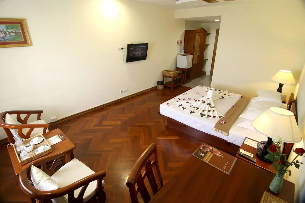 Shwe Htee Hotel - Chambres