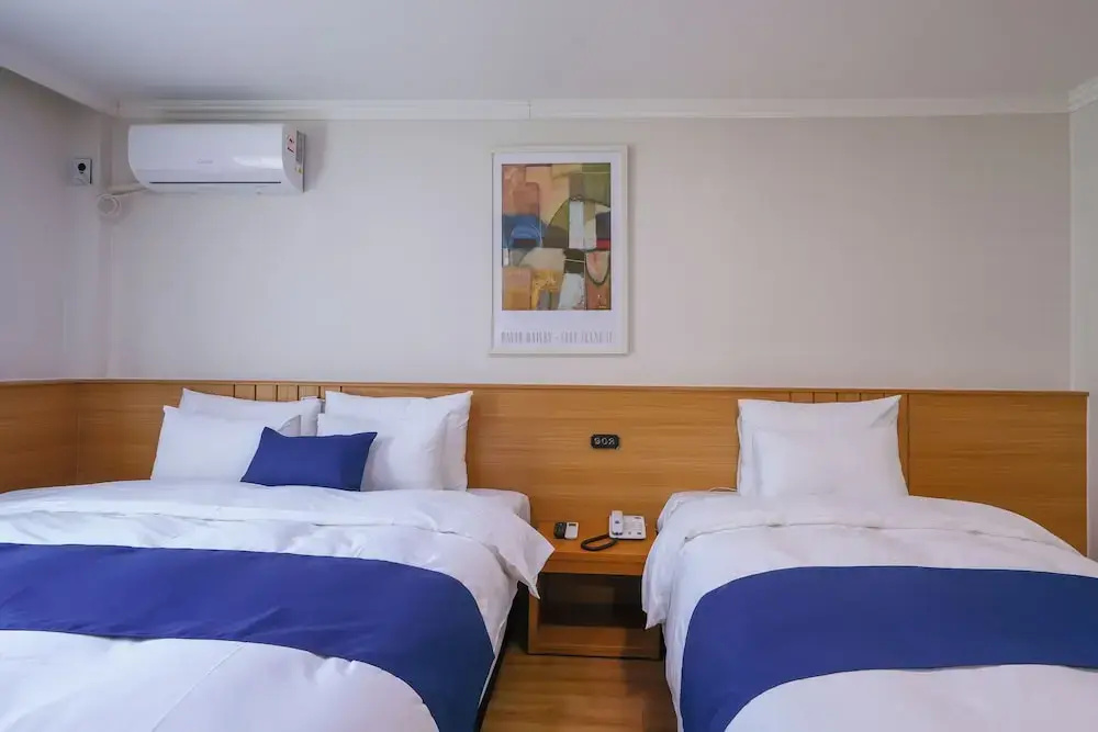 Deluxe Triple room with mountain view