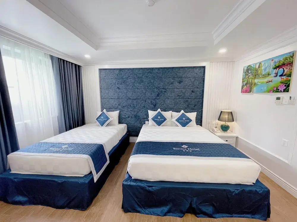 2 Bedrooms Standard Triple Family room