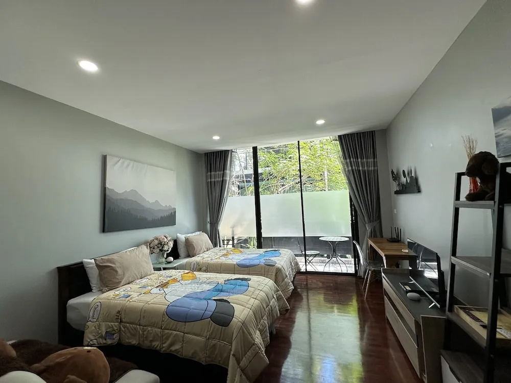 Grand room