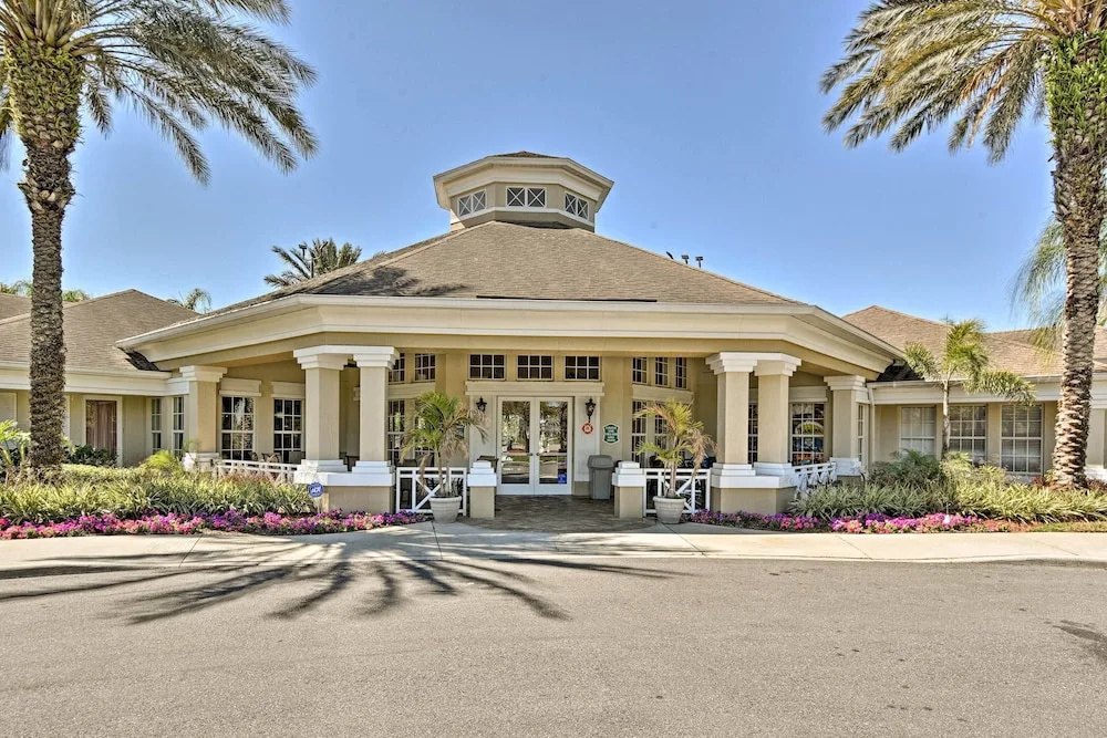 Kissimmee Home w/ Private Pool < 3 Mi to Disney!