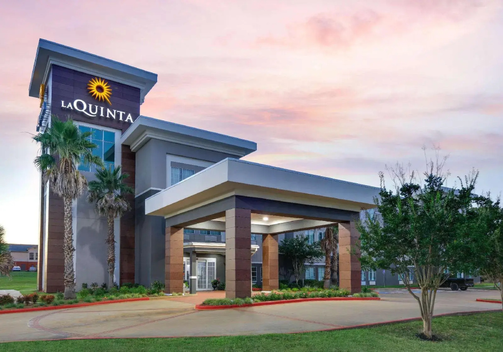 La Quinta Inn & Suites By Wyndham Jacksonville Tx