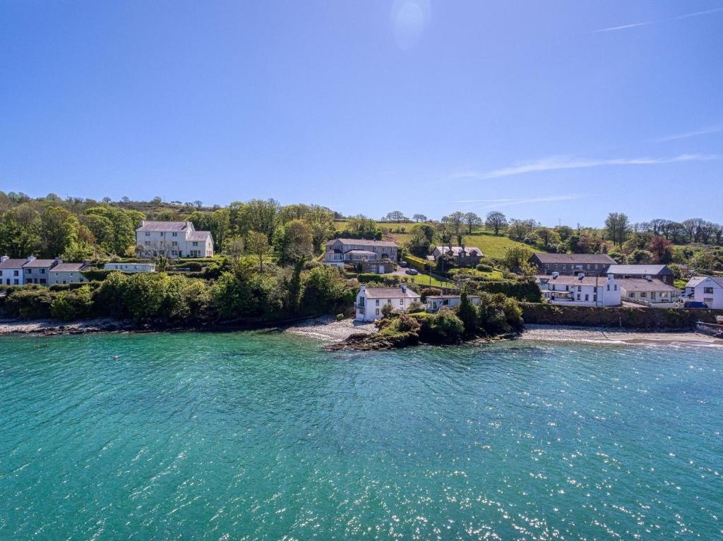 Shearwater Self Catering