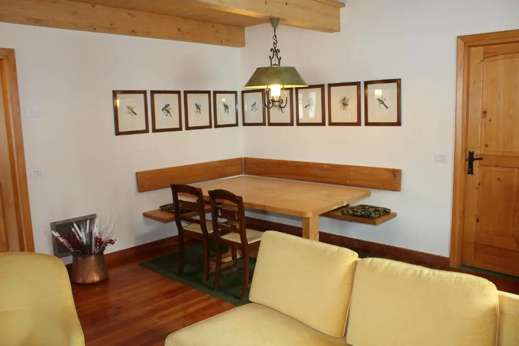 3 Bedrooms Apartment