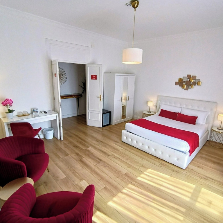 Superior room with balcony