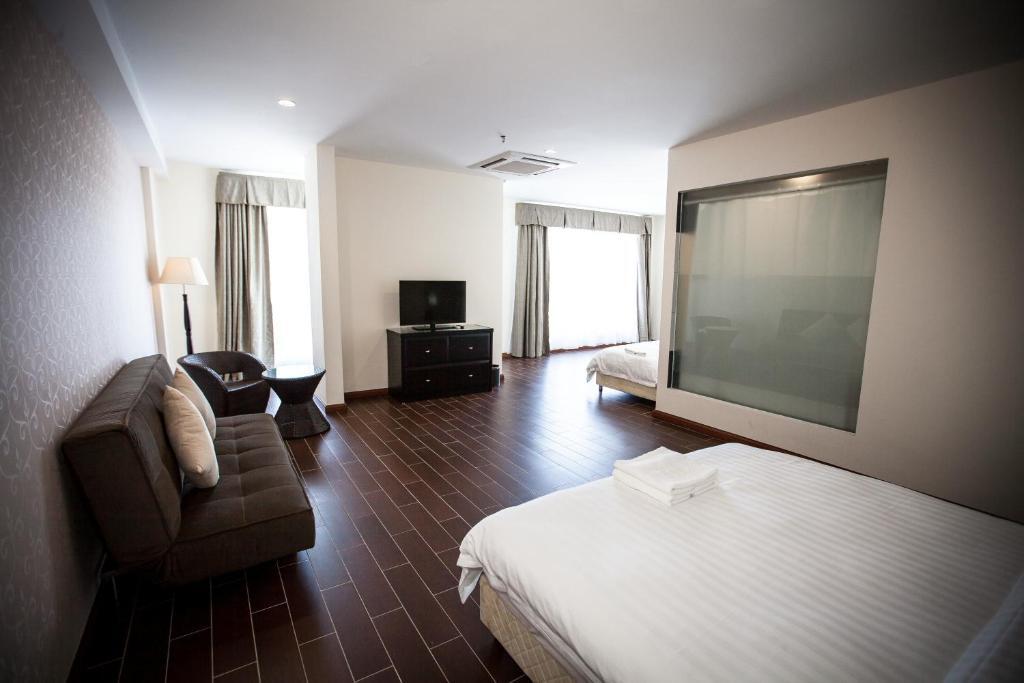 Putatan Platinum Hotel
