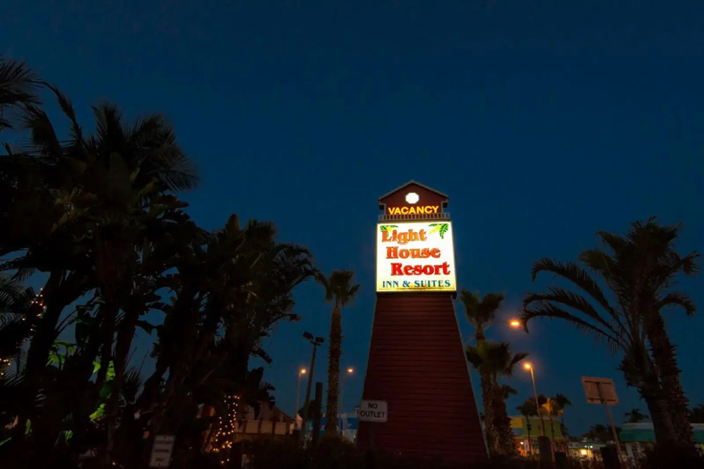 The Lighthouse Resort Inn & Suites