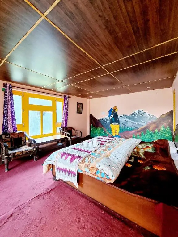 Superior Double room (full double bed)